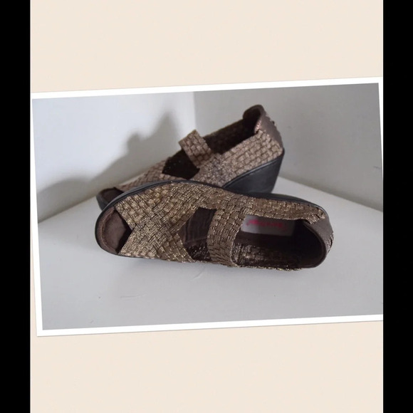 Bare Traps Umma wedges - Picture 2 of 4